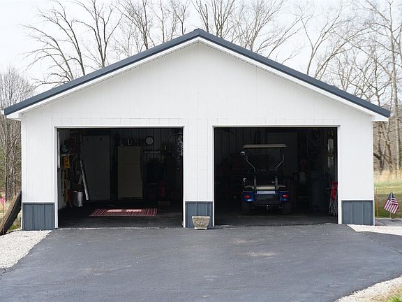 2nd image of 289 Tug Branch Rd