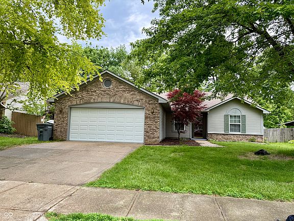 2nd image of 7811 Connie Dr