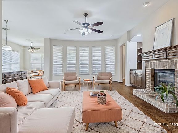 3rd image of 1803 Caprock Rd