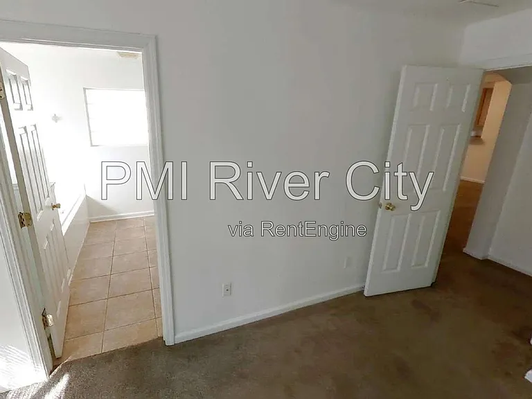 3800 Pebble Brooke Cir — Photo 11
