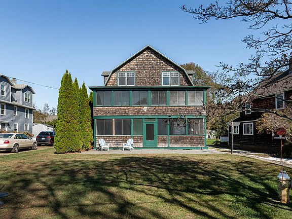 85 Hartford Avenue