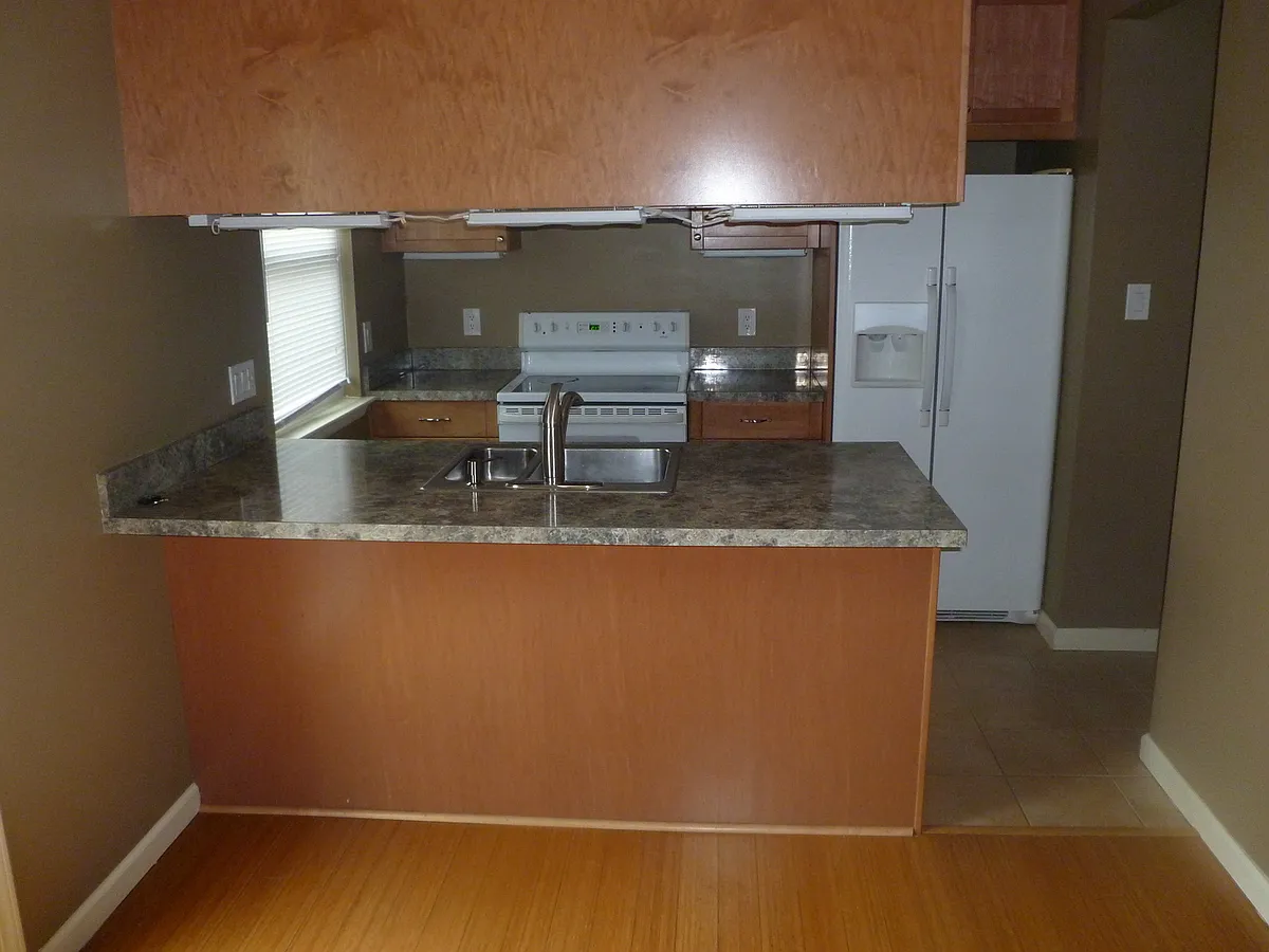 Building Photo - 3560 Windmill Dr