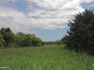 2 Shorewood Dr, Galena, IL 61036