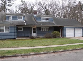 35 Park Rd, Springfield, MA 01104