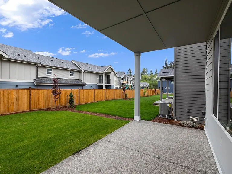 5388 Century Pl NE — Photo 38