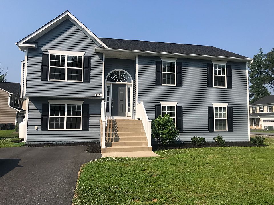 1st image of 6926 Lunette Ln