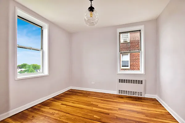 Rented by NYC Realty Brokers LLC | media 7