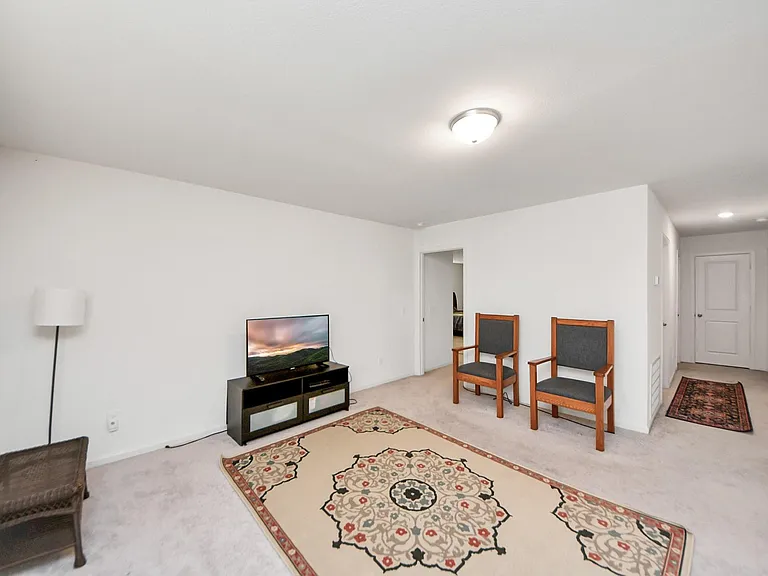 4830 Highland Springs Dr — Photo 40