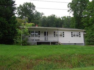 3528 Walker Cir, Lenoir, NC 28645