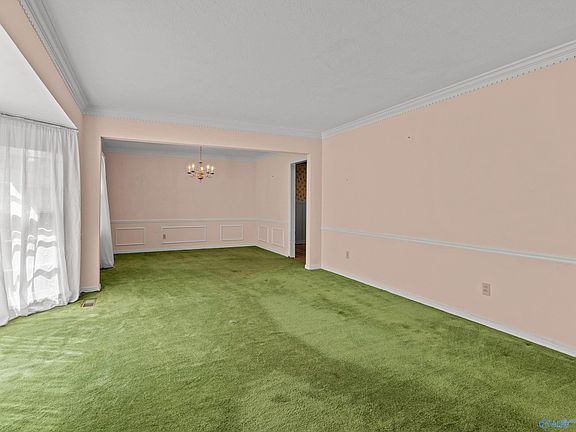 4th image of 1100 W Cleermont Cir SE