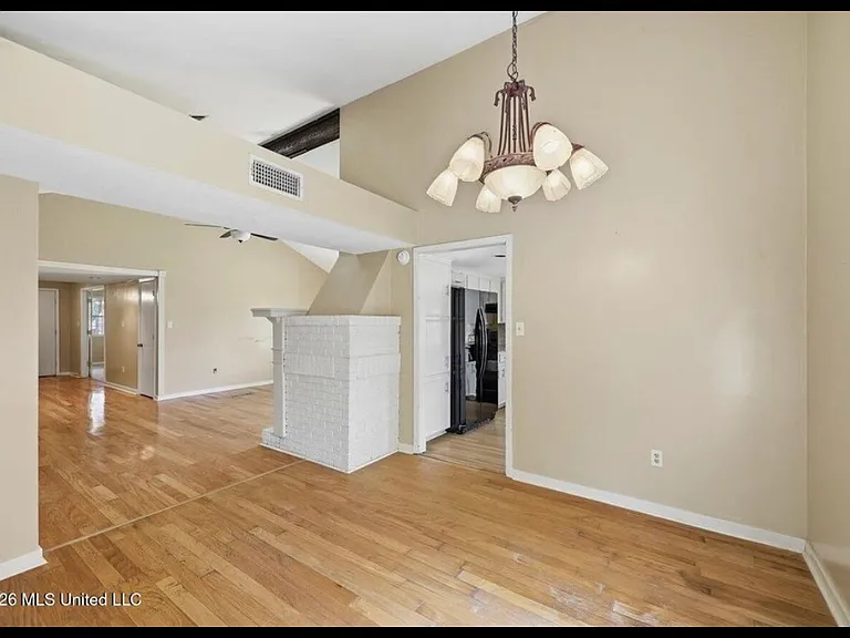 5 Shore Dr — Photo 16