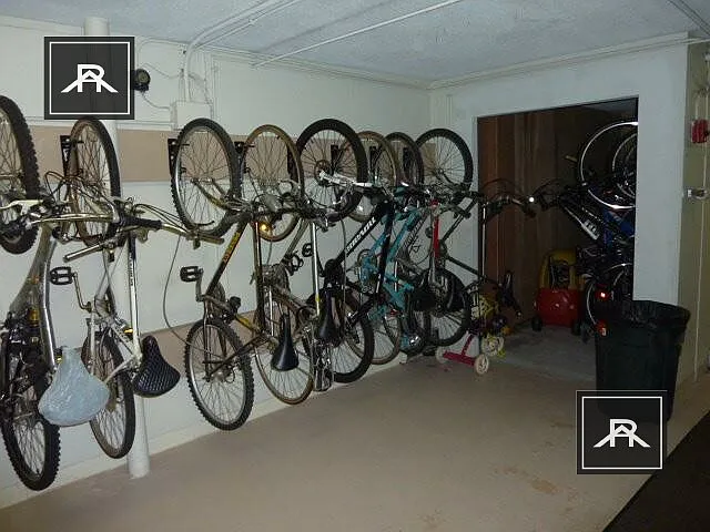 50 Green St #403 — Photo 27