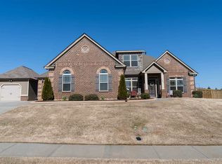 131 Harbrooke Cir, Greer, SC 29651