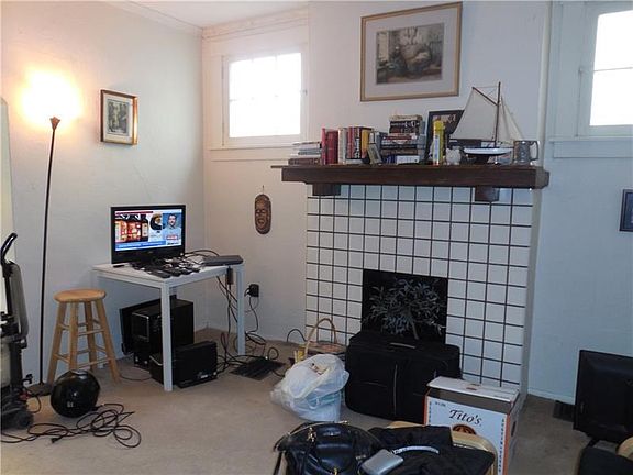 Living room of 1st floor 1 bedroom unit