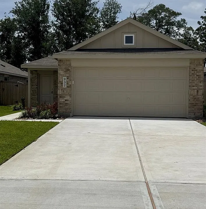 932 Capracotta Dr