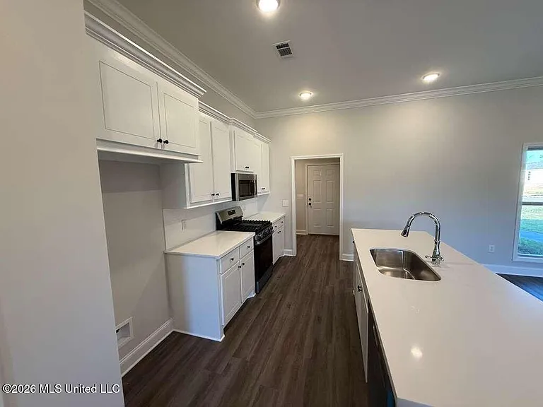 571 Patrick Farms Dr — Photo 11