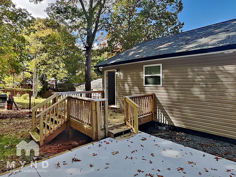 214 Aspen Dr — Photo 18