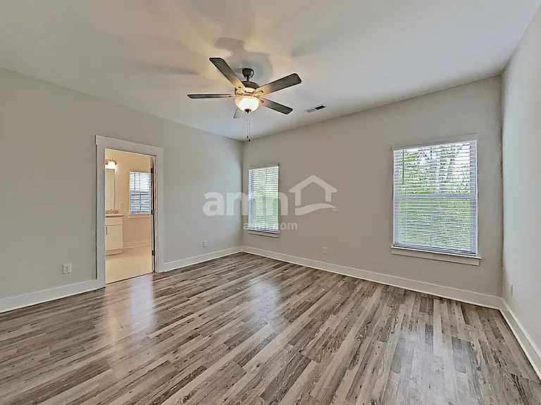 326 Charity Ln — Photo 9