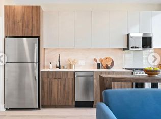 1126 W Van Buren St, Chicago, IL 60607