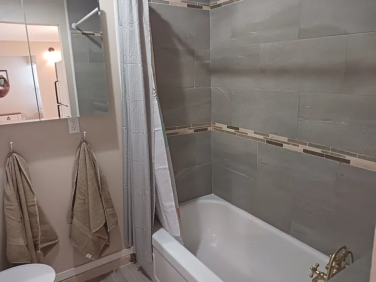 4608 Heidi Cir #2 — Photo 8