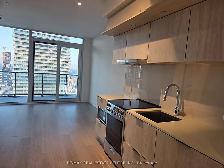 448 Burnhamthorpe Rd W #4307 — Photo 10