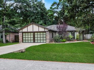 24 E White Willow Cir, Spring, TX 77381