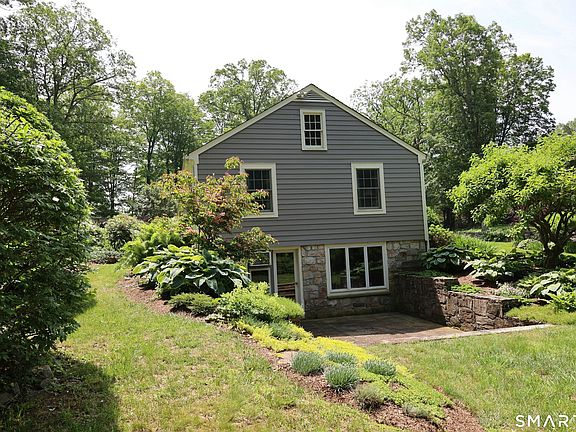 5th image of 172 Gallows Hill Road