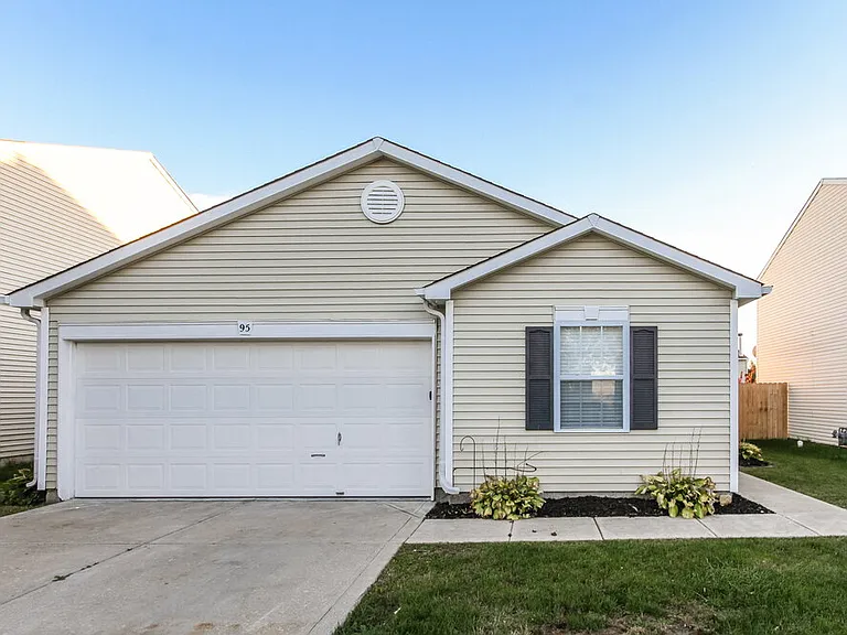 95 Snowflake Cir — Photo 1