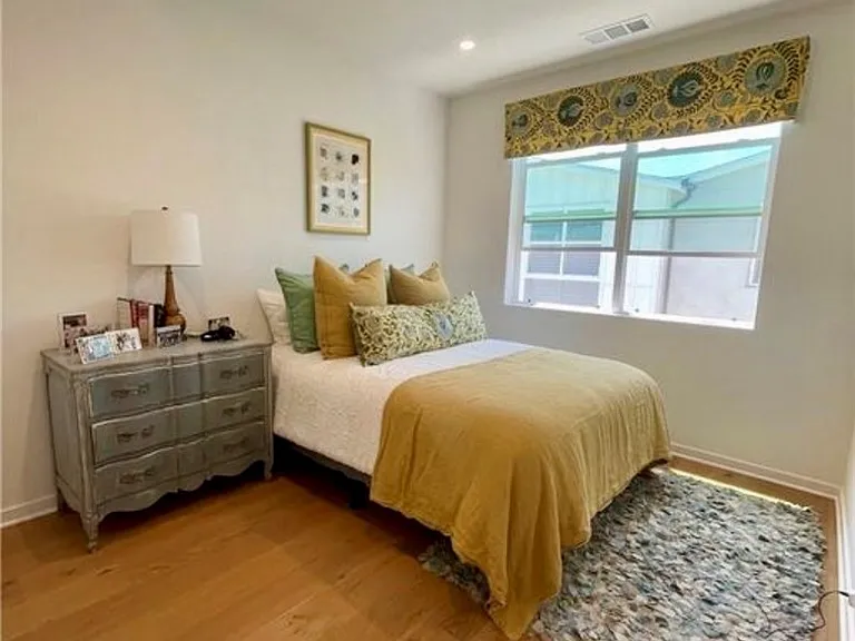 1211 Winslow Dr — Photo 12