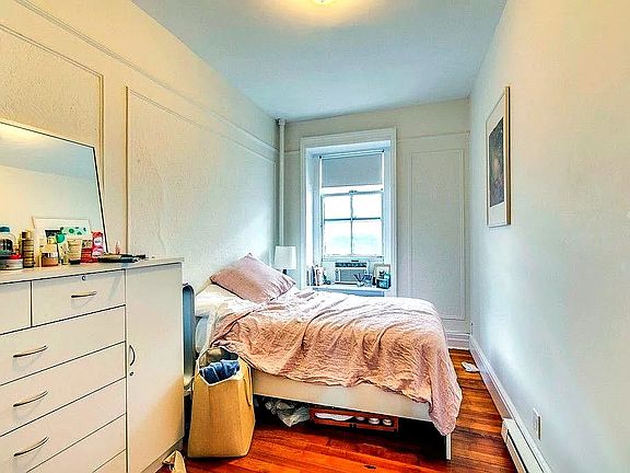 5th image of 174 Bleecker St APT 2