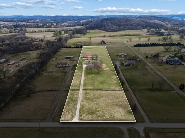 6935 Hoover Mason Ln, Mt Pleasant, TN 38474