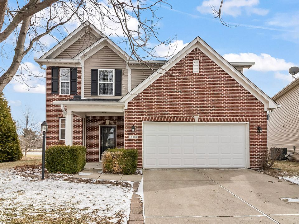 1st image of 19394 Fox Chase Dr