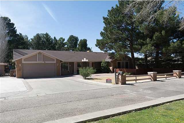 1st image of 541 Timber Oaks Dr #0
