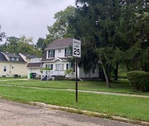 5th image of 856 Archer Rd