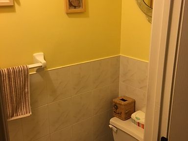 1/2 bathroom (718)629-8336