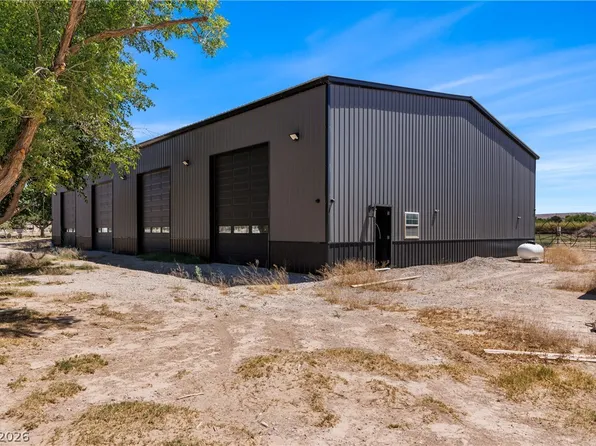 1475 Gubler Ave, Moapa Valley, NV 89021