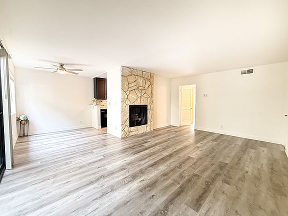 2nd image of 4637 Coldwater Canyon Ave #106