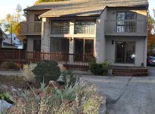 211 Central Rd, willowbrook, IL 60527