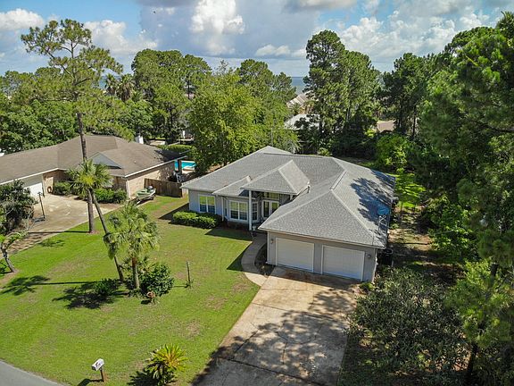 674 Forest Shore dr-1