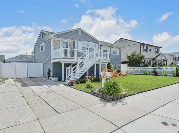 315 N Cambridge Ave, Ventnor, NJ 08406