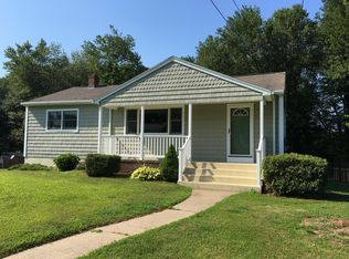 12 E Brook Dr, Waterford, CT 06385