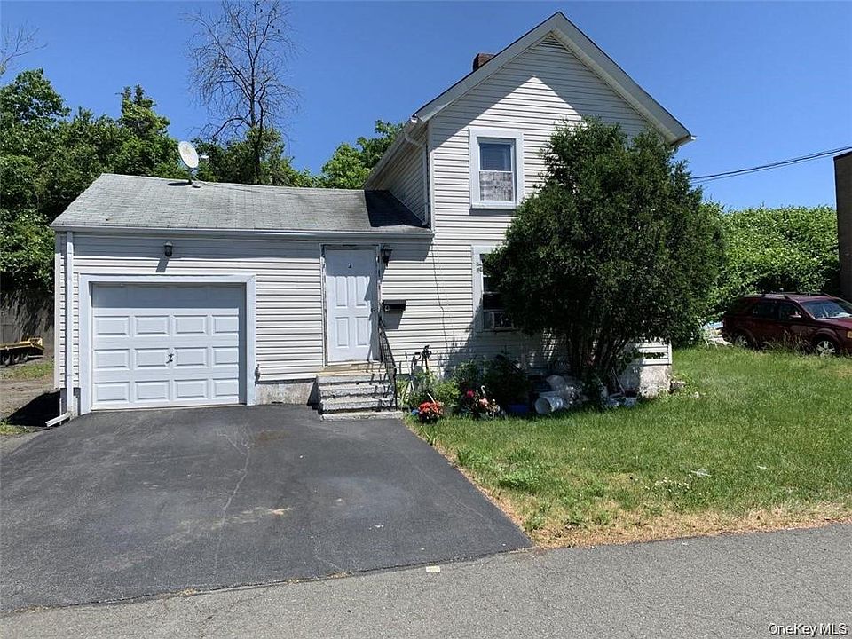 1st image of 4 Tallman Place