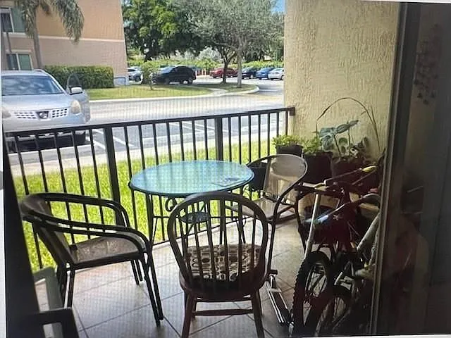 3 bed, 2.0 bath, $2,650 — Photo 3