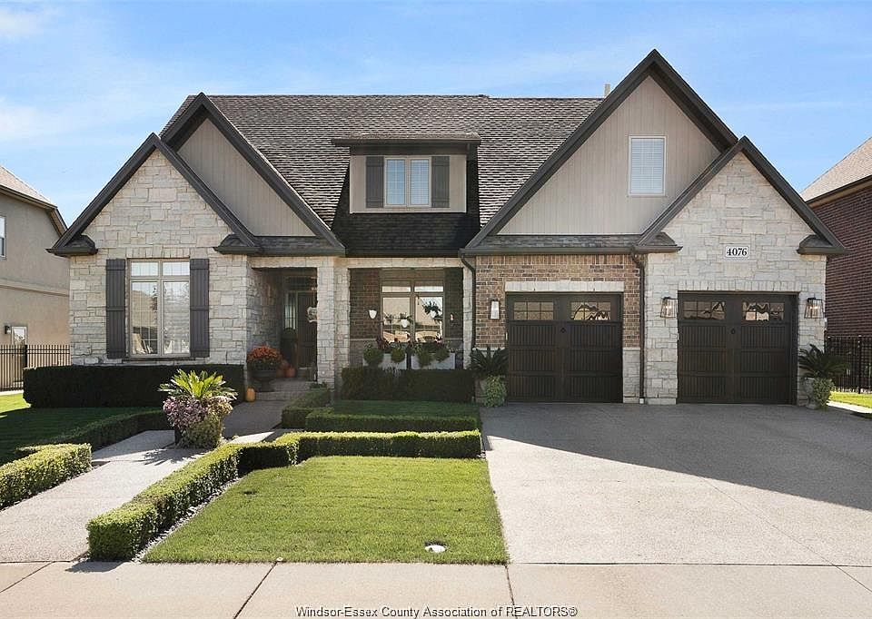 1st image of 4076 Saint Francis Cres