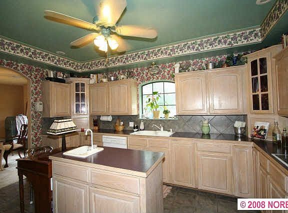 Kitchen with island