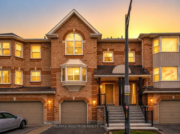 114 Leah Cres #39, Vaughan, ON L4J 8C3