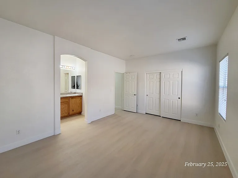 4528 Silverado Sage Ave — Photo 9
