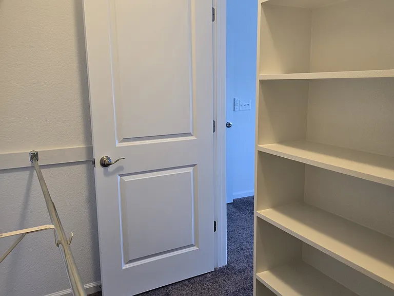 1728 Vankar Dr — Photo 10
