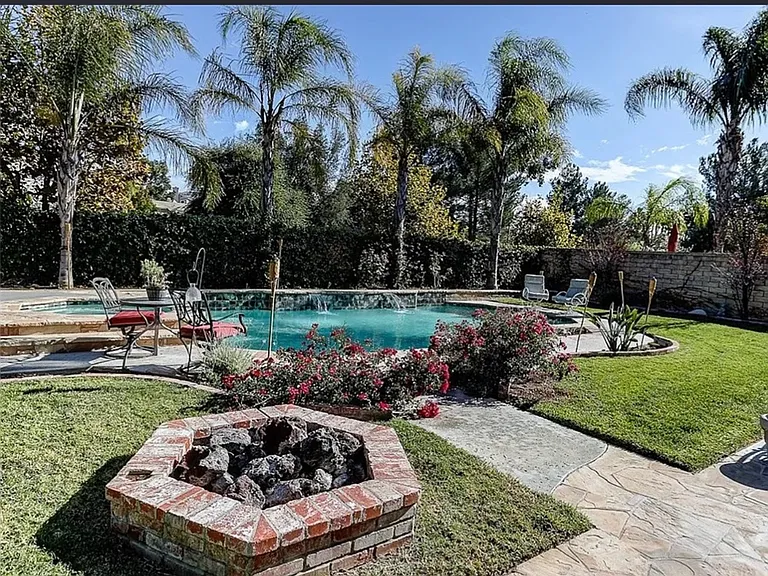 27470 Hillcrest Pl — Photo 15