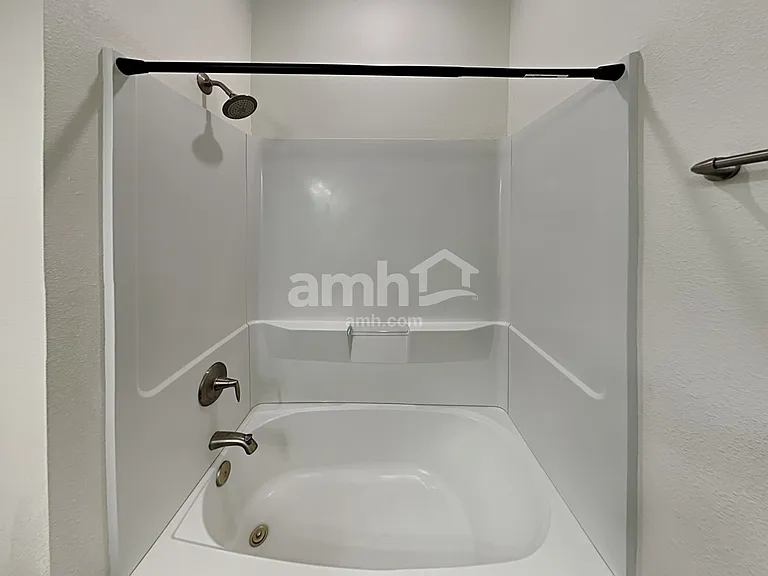 4708 Windy Hammock Way — Photo 15